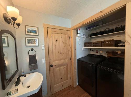 Serenity Woods - Game Room & More in South Lake Tahoe