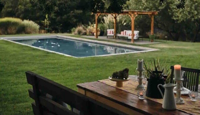 Sonoma Star Estate-soak|sip|savor + central to all