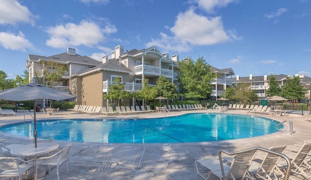 Sonoma | Wine Trails & Pool | 3BR Sleeps 8