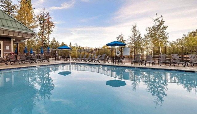 South Lake Tahoe | Pool & Ski Access | Mountain Adventure Stay