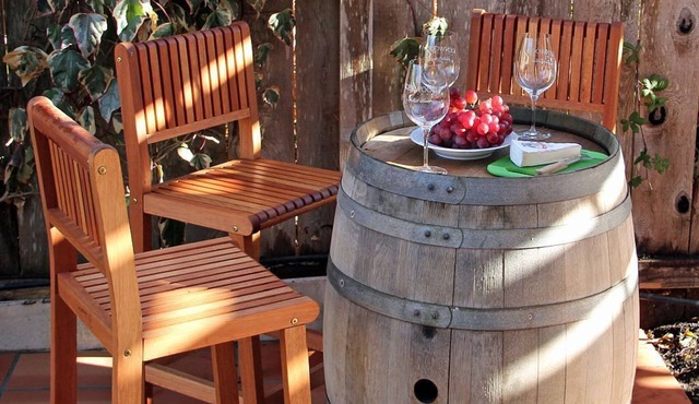 Spa, Bocce, Bbq Kitchen, Walk or Bike to Wineries, Bikes Included
