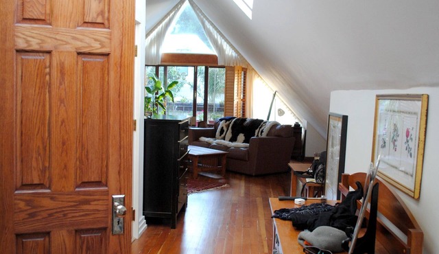 Storybook Attic Loft Atop Family-Owned Alamo Square Victorian in the heart of SF