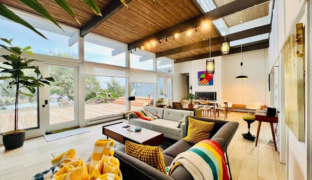 Strawberry Sands - Modern Beach House