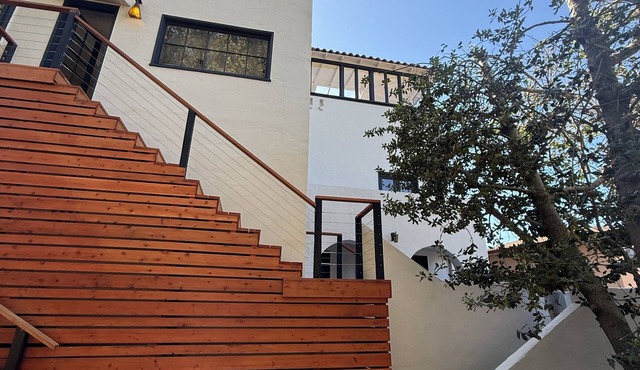 Sunny Private Suite · 10 min to UC Berkeley · Private Entrance & Garden