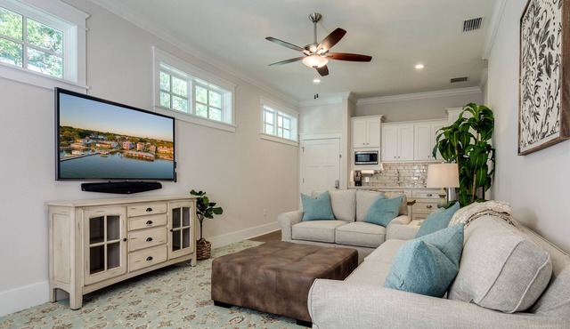 The Beauclair * 3 min walk to Downtown Mt. Dora! in Mt Dora