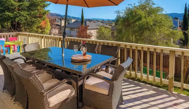 The Solterra | Wine Country 5BR, Views, EV, Games
