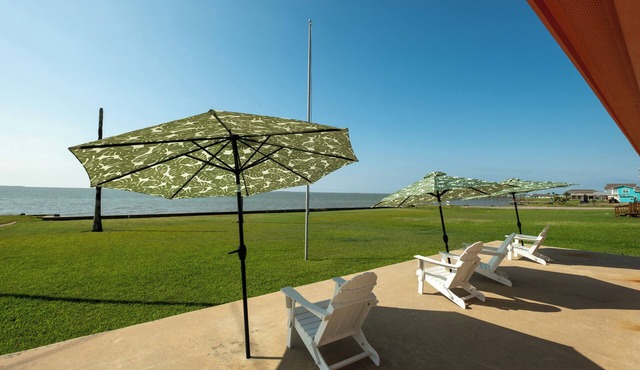 Waterfront Property in Port Alto in Port Lavaca