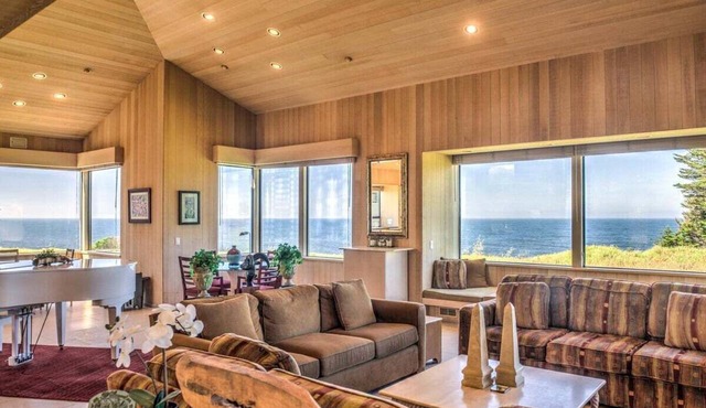 Wild Iris | Ocean View Haven with Hot Tub in Sea Ranch