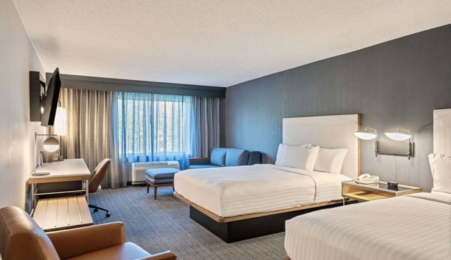 Your Home Away From Home! 2 Modern Units, Near Calypso Cabanas, Pet-Friendly