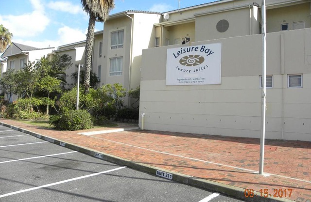 204 Leisure Bay