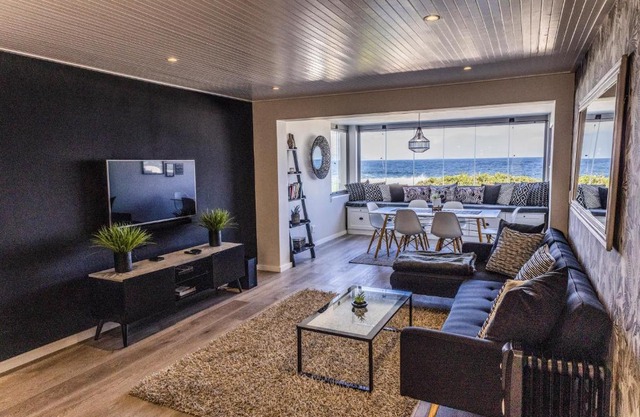 67 Whale Rock Estate, Hermanus