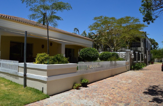 African Palm Blue cottage