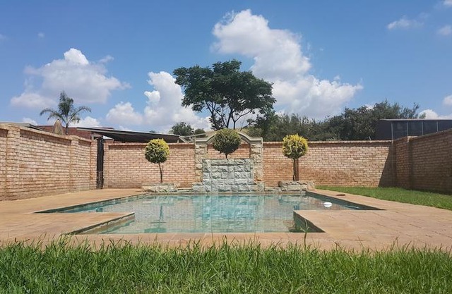 Crystal Rose Lodge