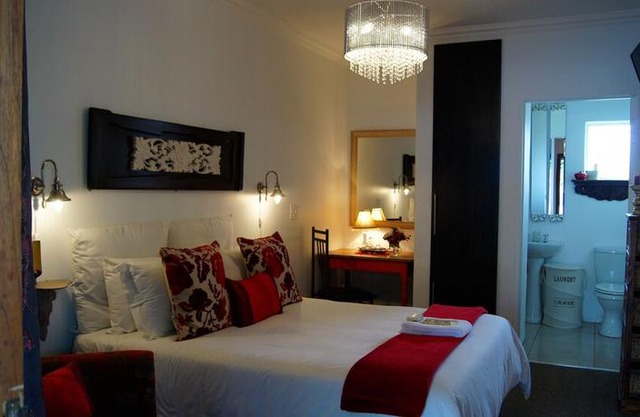 Cunningham Cottage Guest House