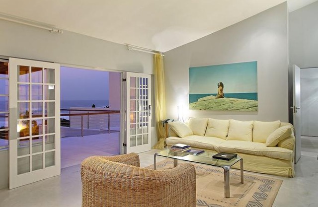 Days At Sea Beach Lodge
