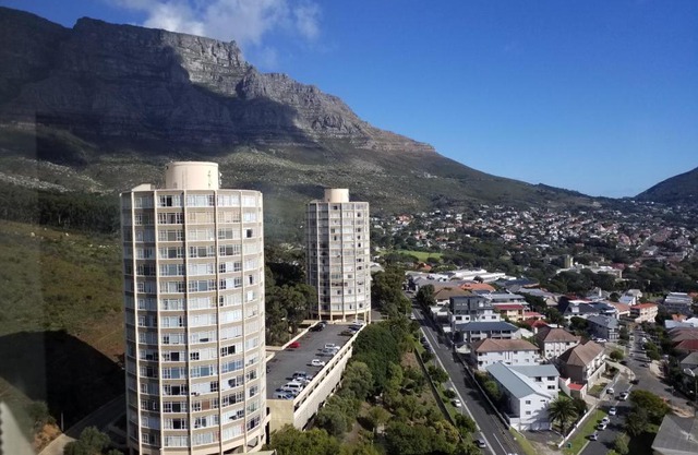 Disa Park 17th Floor Apartment with City Views