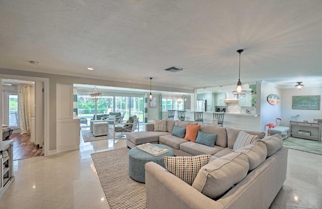 Palm River Estate 