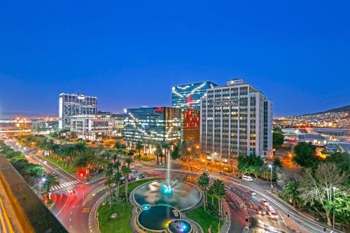 Fountain Suite 906
