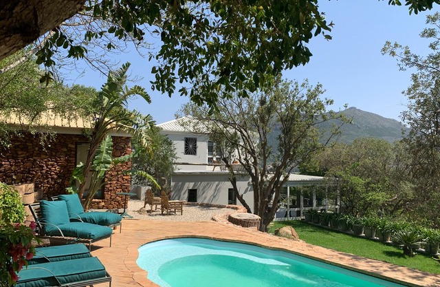 Frogs Hill beautiful villa overlooking the village and the ocean