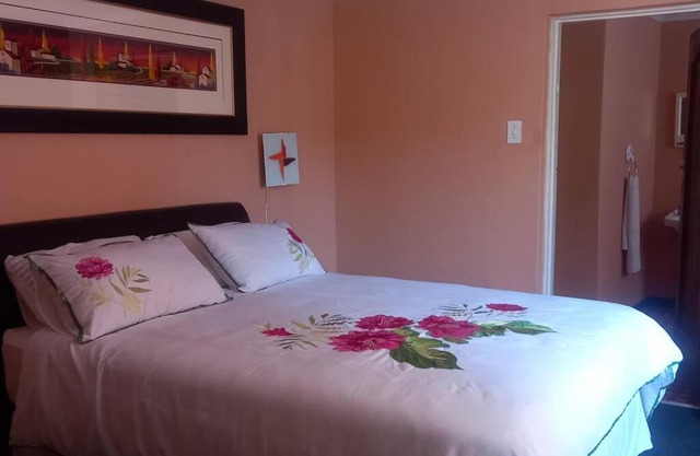 Crown Guesthouse Waterkloof 