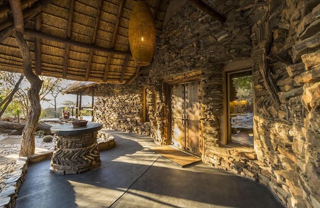 Impodimo Game Lodge