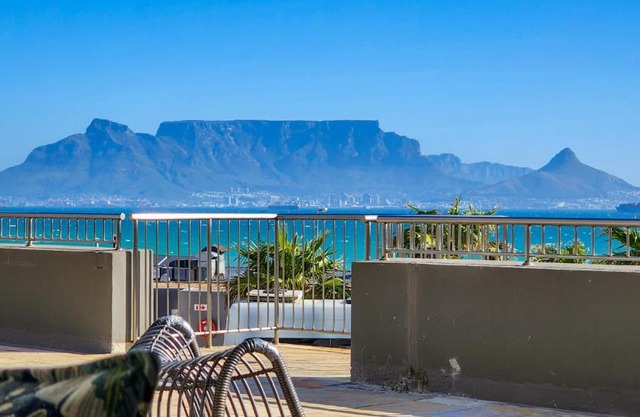 Infinity LG8 Beachfront Apartment