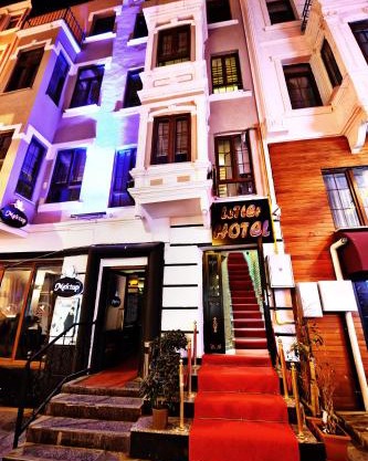 Hotel 