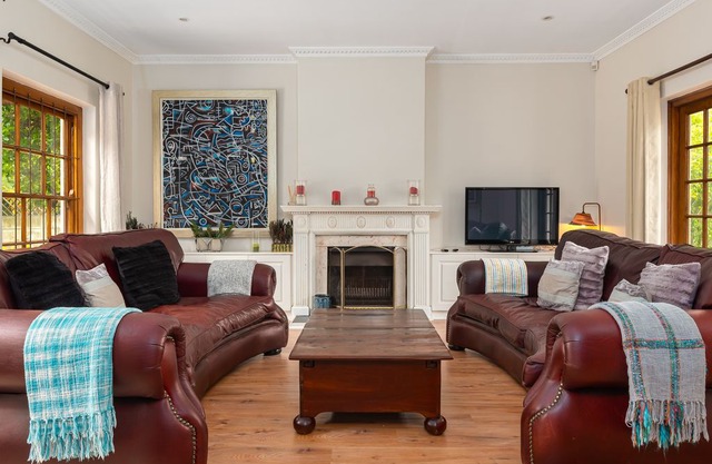 Lush 2-Bedroom Constantia Home with Pool