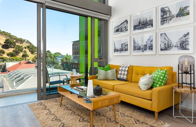 Luxe De Waterkant Apartment | Mountain Views