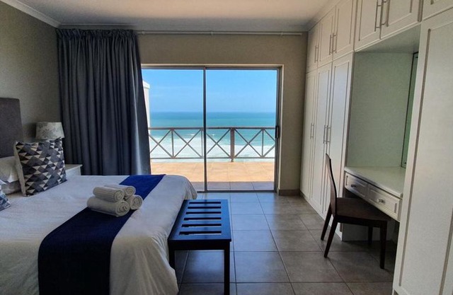 Luxurious 4 bedrooms Villa in Brenton On The Rocks