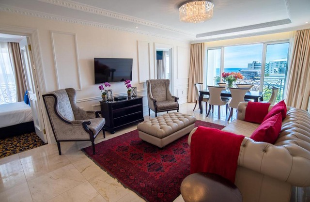 Luxury Cape Town Apartment (2 Bedroom)