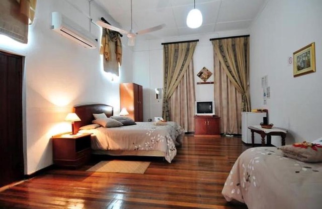 Oasis Country Lodge