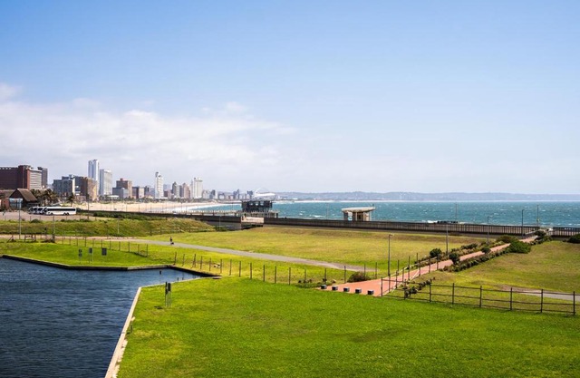 Point Waterfront 