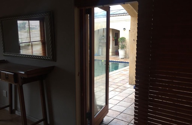 Private rooms in Sunset Beach Villa