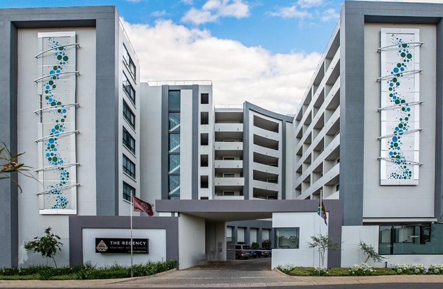 Regency 1 bedroom apartment Menlyn