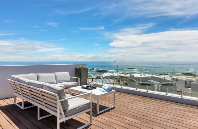 Bantry Bay 