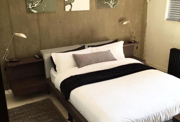 Room 122 @ The Nicol Hotel