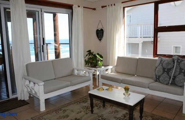 Southerncross Beach House with a Million Dollar View
