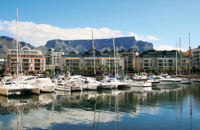 Two Bedroom Apartment - fully furnished and equipped