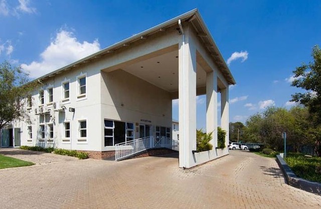 Vetho 2 Apartments OR Tambo Airport