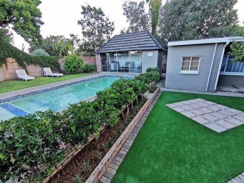 Bloemfontein Apartment | 100 m² Apartment ∙ 2 bedrooms ∙ 4 guests