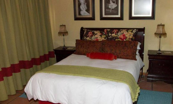Dullstroom Apartment | 100 m² Apartment ∙ 3 bedrooms ∙ 6 guests