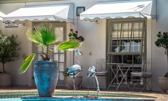 Claremont Bed & Breakfast | 100 m² Bed and breakfast ∙ 3 bedrooms ∙ 127 guests