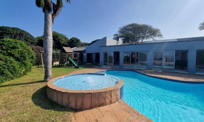 Umhlanga House | 100 m² House ∙ 5 bedrooms ∙ 14 guests