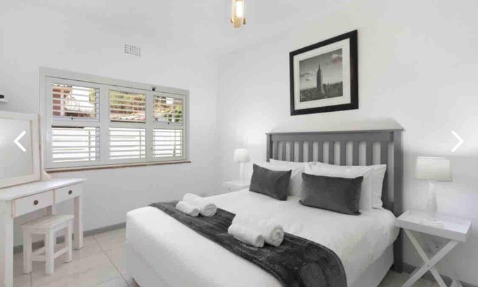 Gordons Bay Central House | 100 m² House ∙ 2 bedrooms ∙ 4 guests