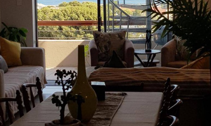 Gansbaai Apartment | 105 m² Apartment ∙ 2 bedrooms ∙ 5 guests
