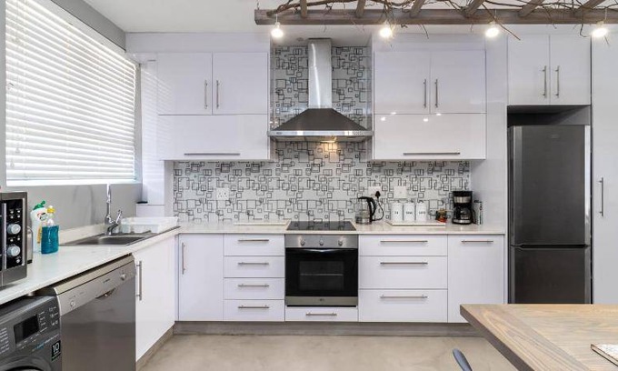Amanzimtoti Apartment | 120 m² Apartment ∙ 2 bedrooms ∙ 4 guests