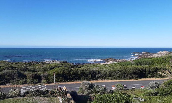 Kleinbaai Apartment | 120 m² Apartment ∙ 2 bedrooms ∙ 4 guests