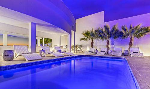 Clifton Hotel | 120 m² Hotel ∙ 2 bedrooms ∙ 5 guests
