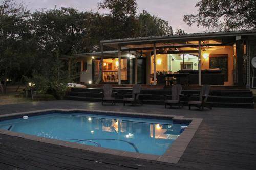 Hluhluwe Cabin | 120 m² Lodge ∙ 3 bedrooms ∙ 10 guests